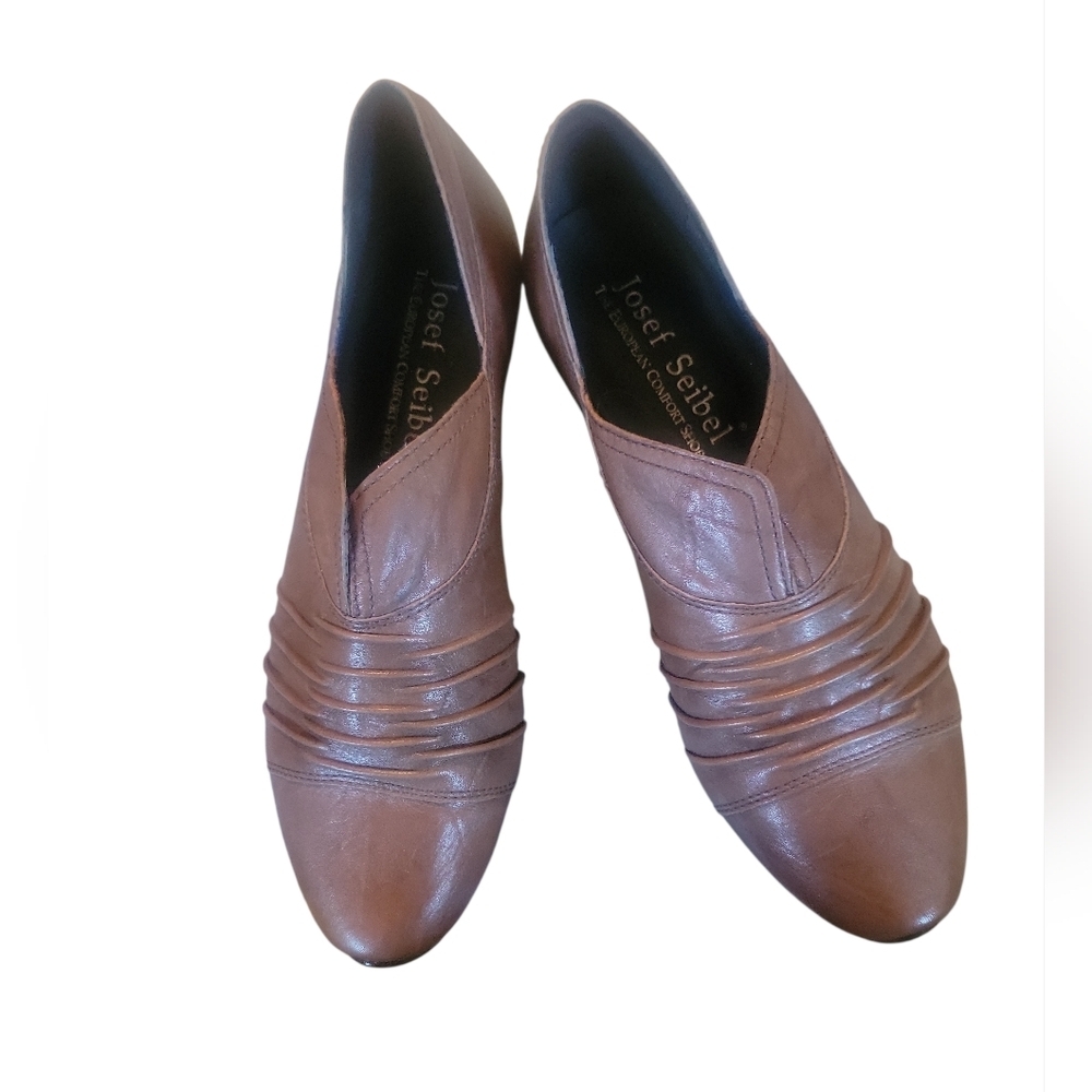 Josef Seibel Women's Comfort Non Slip Pleated Brown Leather Loafers 37